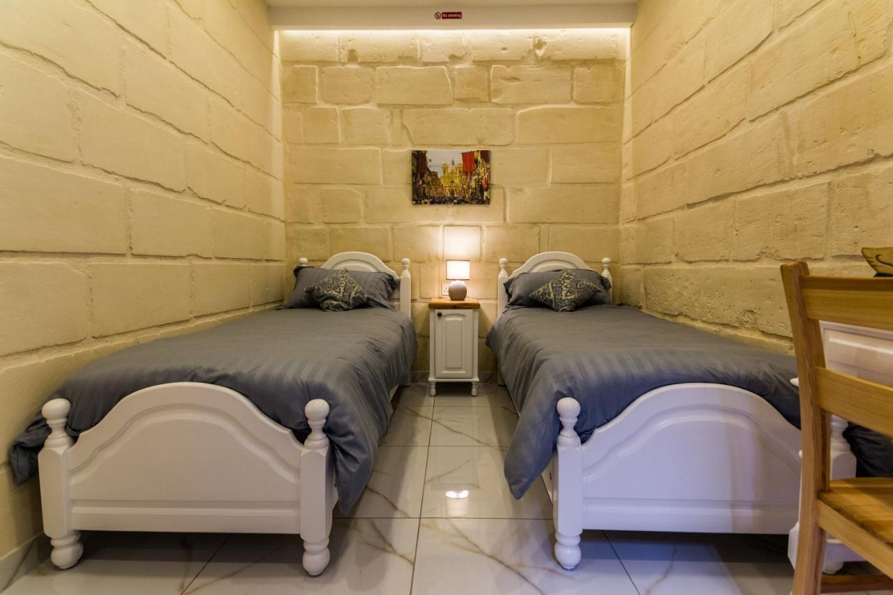 Ta' Gilard - Lovely Renovated Holiday Home Zabbar Екстер'єр фото